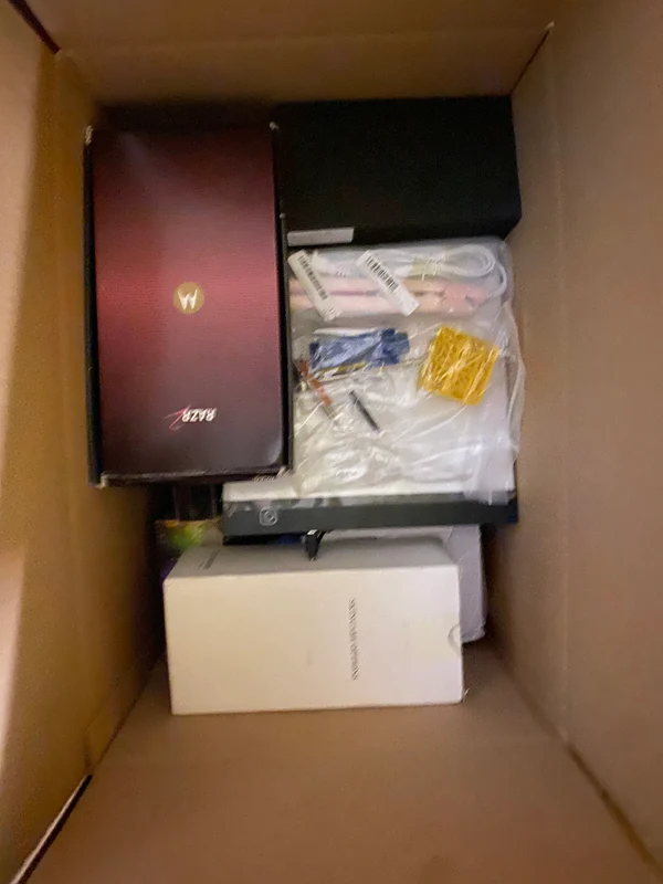 Amazon Electronics Mystery Box | Electronic | Gadget | Toys| Multi Media | 20 Items